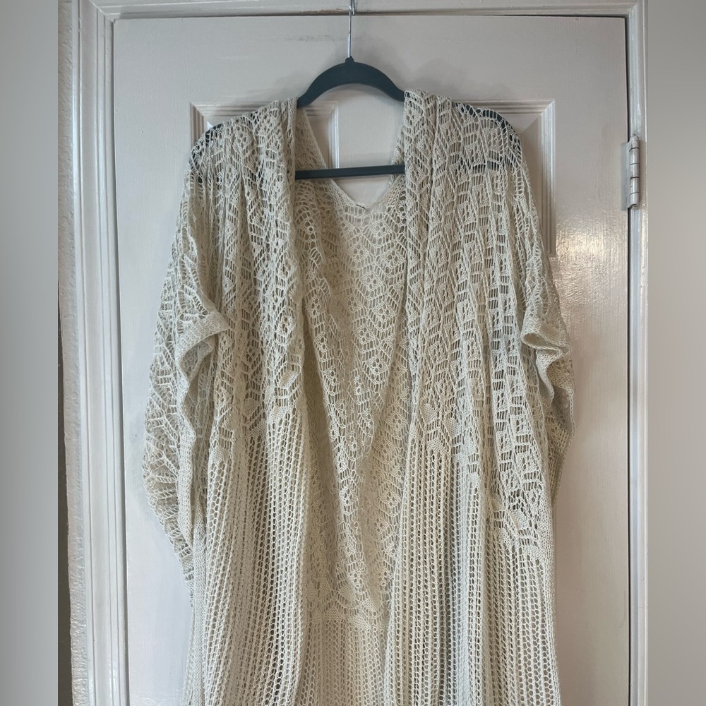 Cream Open-Knit Cover - Picture 2 of 5